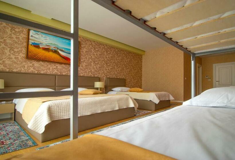 חדר משפחתי דלוקס, Nbt Hotel Reps