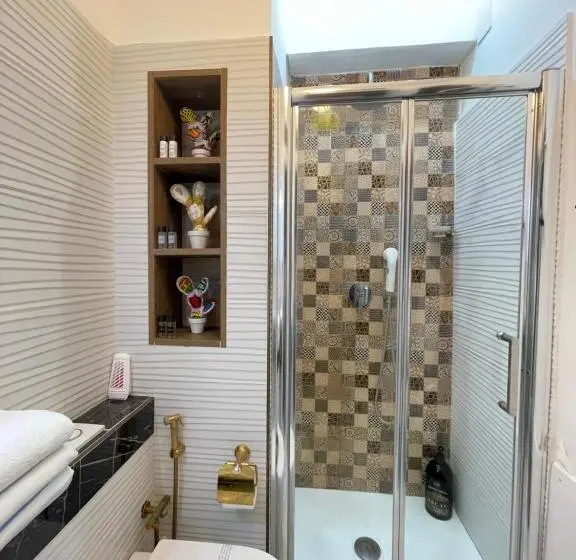 اتاق استاندارد, Oliveri   Camera Con Ingresso Indipendente