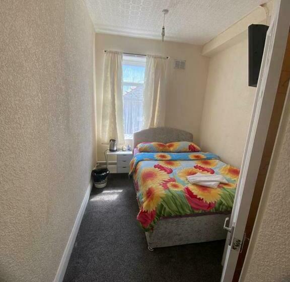 חדר סטנדרט, Crosby