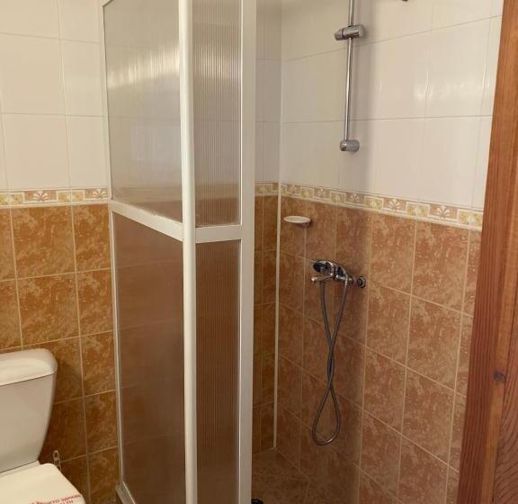 Номер Deluxe, Sunarita