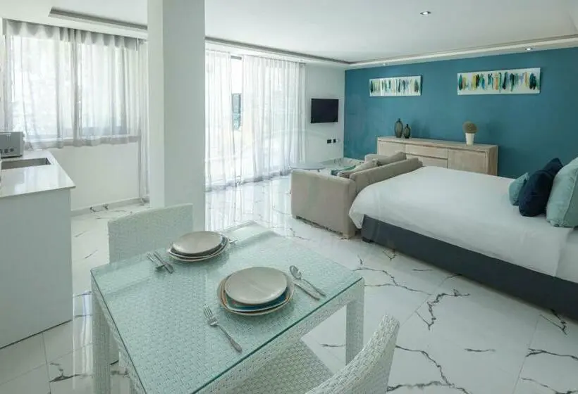 اتاق استاندارد با چشم‌انداز دریا, O Beach Boutique Studios