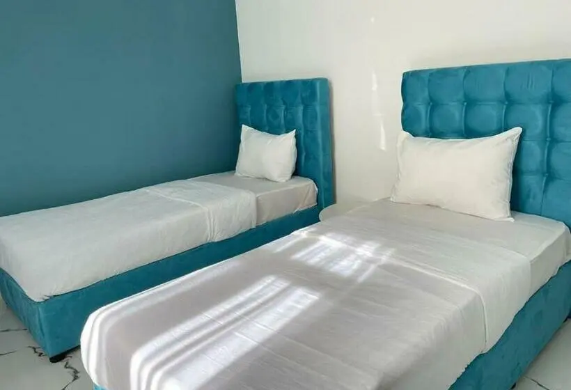استودیو خانوادگی, O Beach Boutique Studios