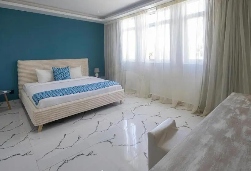استودیو خانوادگی, O Beach Boutique Studios