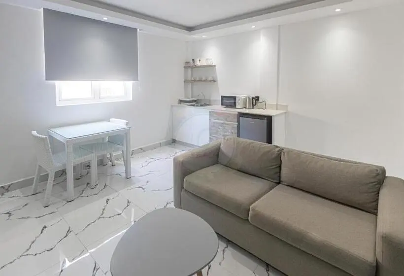 استودیو خانوادگی, O Beach Boutique Studios