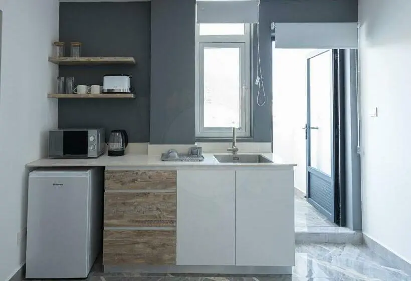اتاق استاندارد با بالکن, O Beach Boutique Studios