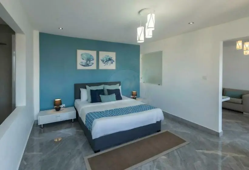 اتاق استاندارد با بالکن, O Beach Boutique Studios