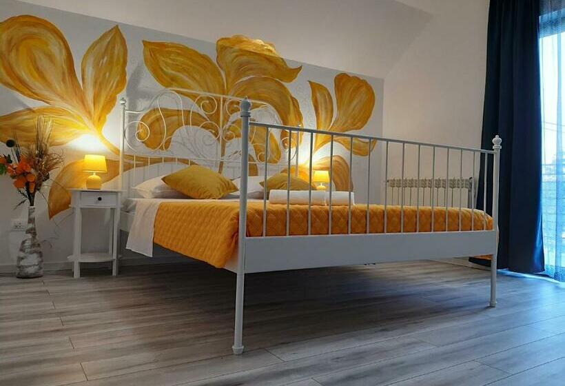 Номер Стандарт с Балконом, Cazare Casa Evelin