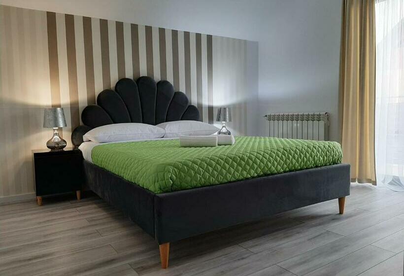 Номер Стандарт с Балконом, Cazare Casa Evelin