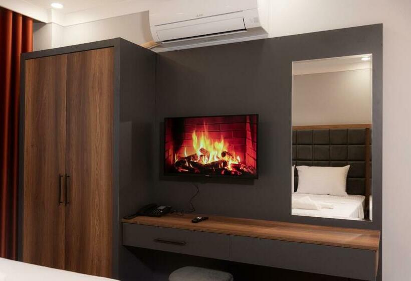 低层单卧公寓, Gloria Boutıque