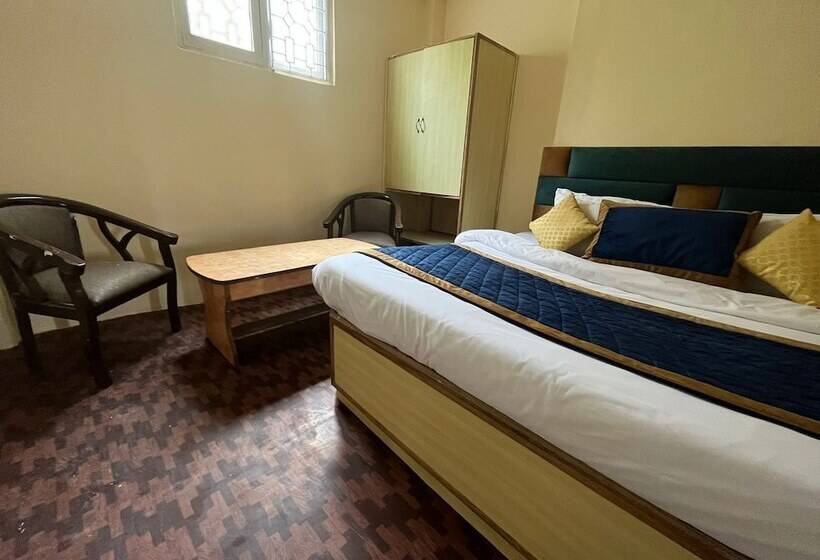 Family Suite, The Ashoka Inn 300mts Walkable From Mall Road