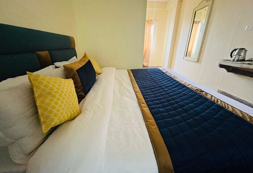 Family Suite, The Ashoka Inn 300mts Walkable From Mall Road