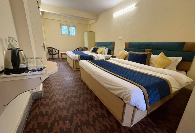 Family Suite, The Ashoka Inn 300mts Walkable From Mall Road