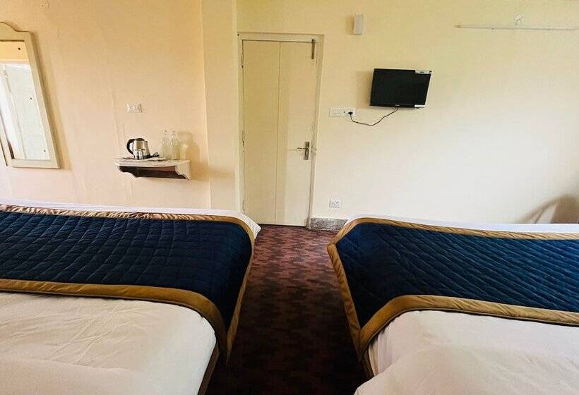 Family Suite, The Ashoka Inn 300mts Walkable From Mall Road