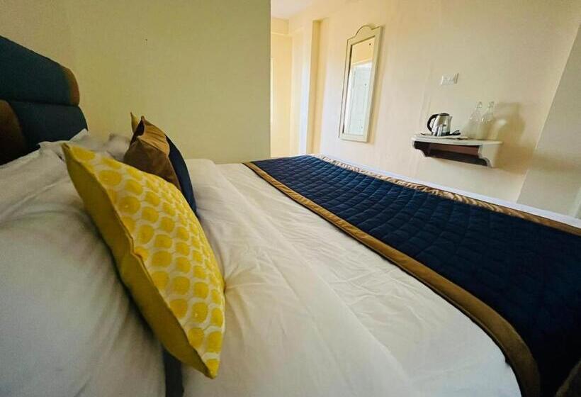 Family Suite, The Ashoka Inn 300mts Walkable From Mall Road