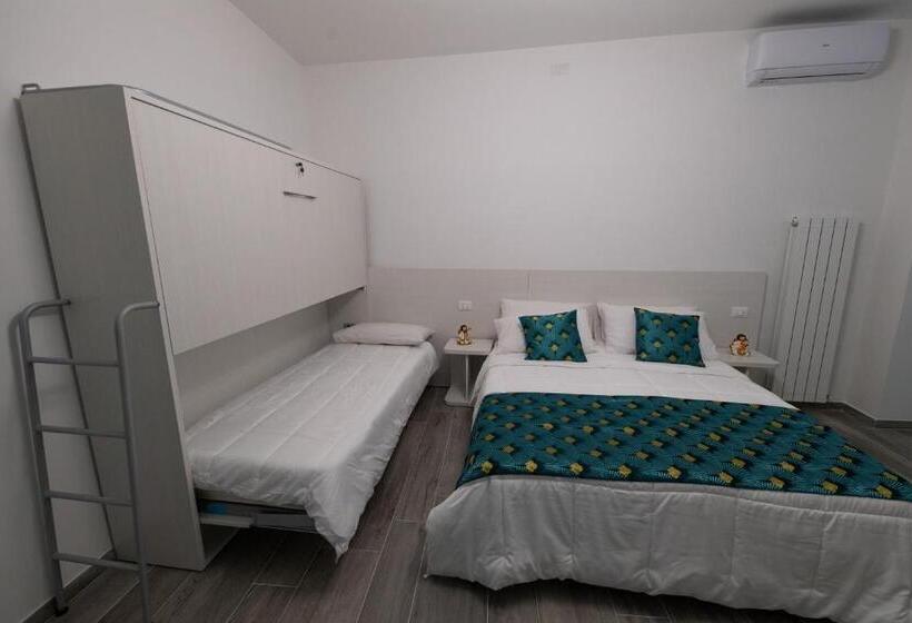 اتاق استاندارد چهار تخته, Domora Bedrooms