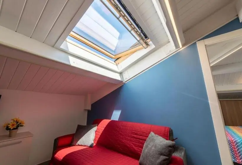 1 Bedroom Penthouse Apartment, Villa Gina Case Vacanze