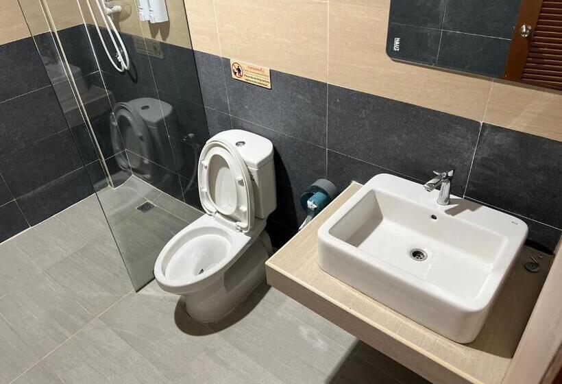 デラックスルーム, V Tharm