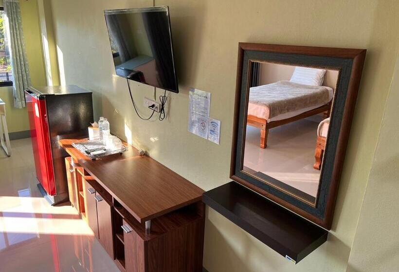 デラックスルーム, V Tharm