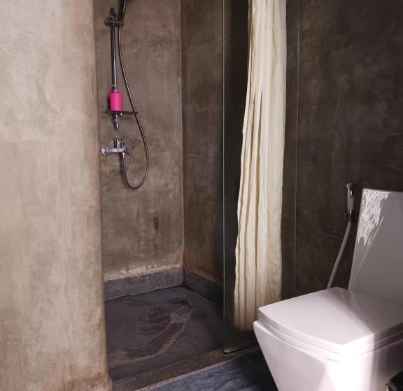 Номер Economy, Andy S Place