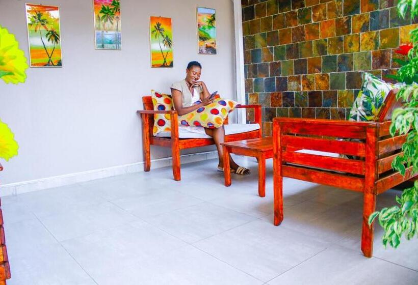 اتاق لوکس, Eagles Nest Self Catering Apartments