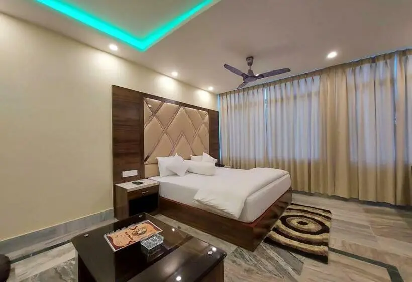 Deluxe-huone Merinäkymä, Silver Sand Eco Resort !! Beachfront !! With Biggest Pool And Huge Open Area !! Ideal For Weddings !