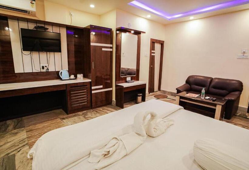 豪华海景房, Silver Sand Eco Resort !! Beachfront !! With Biggest Pool And Huge Open Area !! Ideal For Weddings !