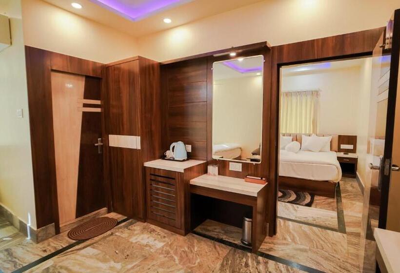 豪华套房, Silver Sand Eco Resort !! Beachfront !! With Biggest Pool And Huge Open Area !! Ideal For Weddings !