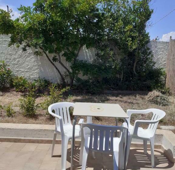 חדר סטנדרט לארבעה, Barrumbas