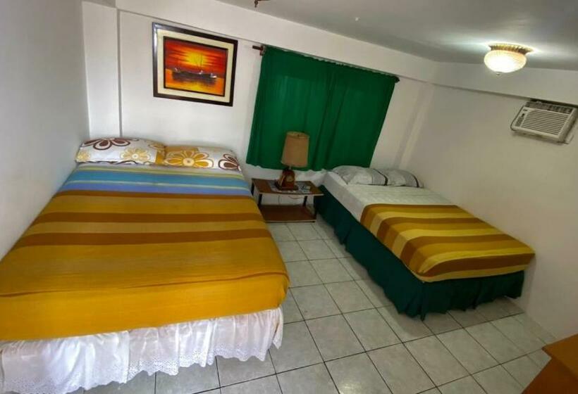 غرفة قياسية, La Casa Del Arbol