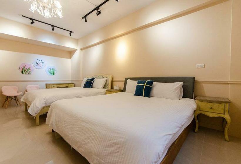 اتاق استاندارد چهار تخته, Sunshine B&b