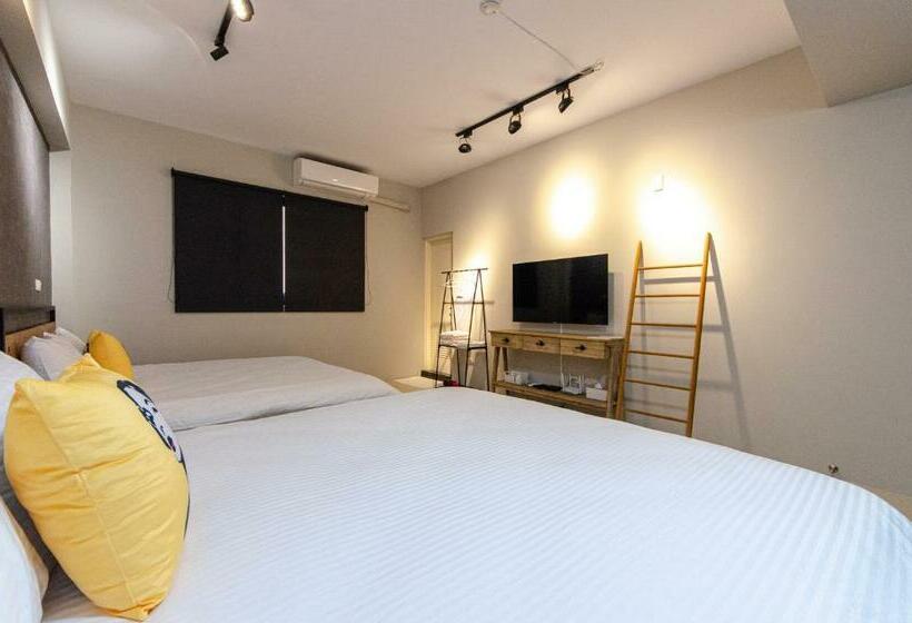 اتاق استاندارد چهار تخته, Sunshine B&b