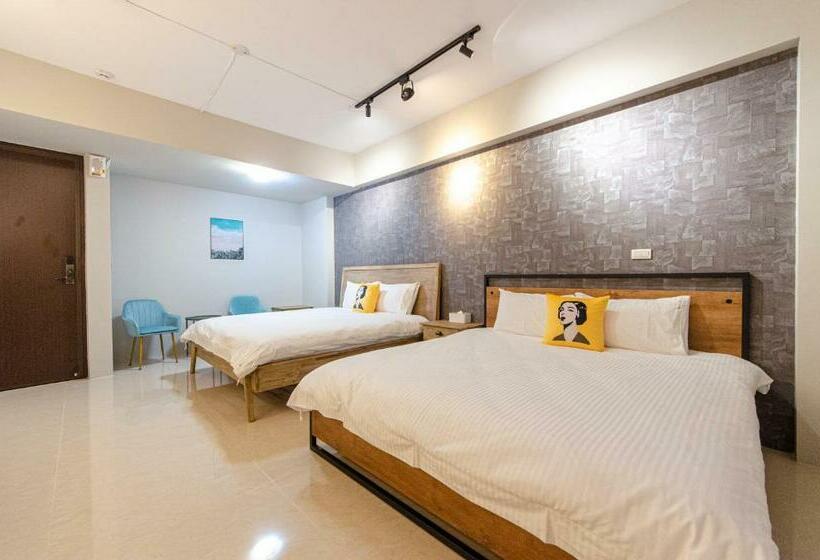 اتاق استاندارد چهار تخته, Sunshine B&b