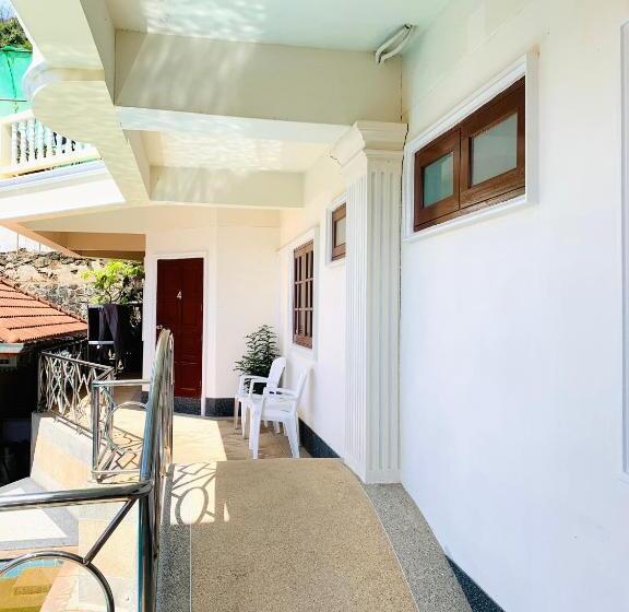 Apartament 1 Dormitor cu Priveliște către Piscină, Scan House Apartment