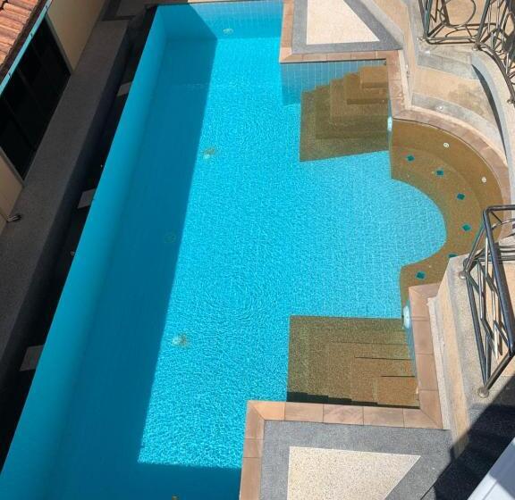 Apartament 1 Dormitor cu Priveliște către Piscină, Scan House Apartment