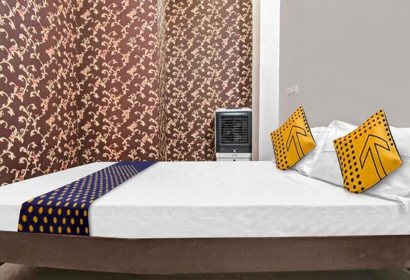 غرفة كلاسيكية ثلاثية, Spot On Hotel Dev