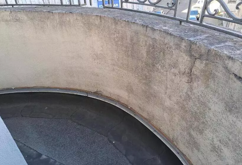 Standard-huone Parveke, Apartment Hotel Schillerplatz
