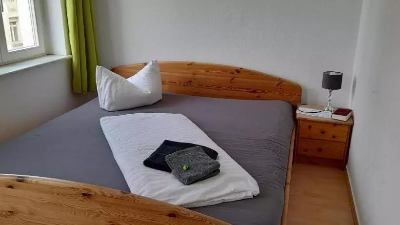 Standard-huone Parveke, Apartment Hotel Schillerplatz