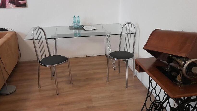 Номер Стандарт, Apartment Hotel Schillerplatz