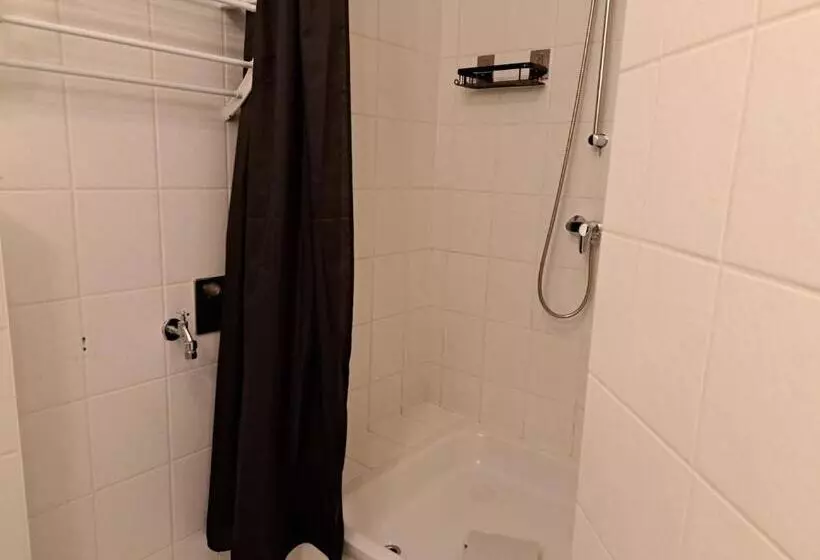 Classic Kolmen Hengen Huone, Apartment Hotel Schillerplatz