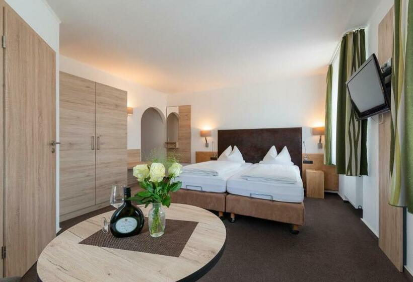 Номер Стандарт, Gasthof & Hotel Goldene Krone