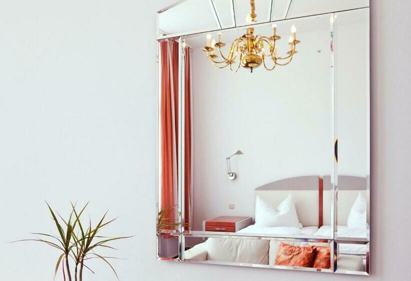 Номер Стандарт Индивидуальный, Adler