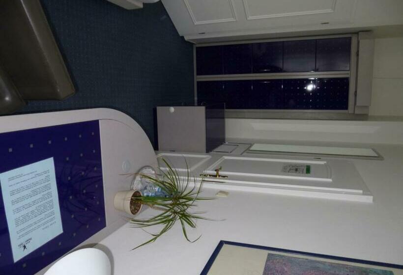 Номер Стандарт, Adler