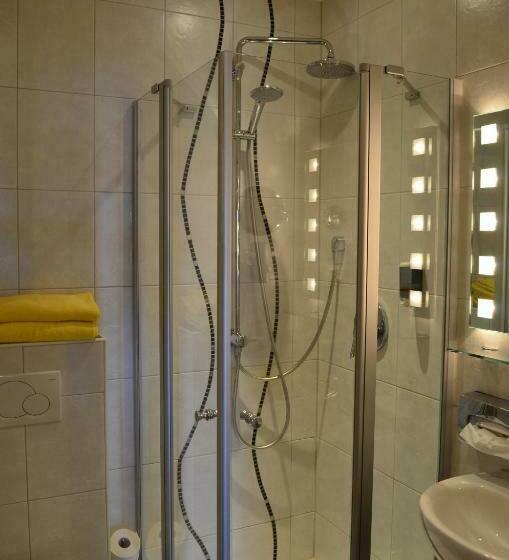 חדר אקונומי, Alpchalet Schwanstein