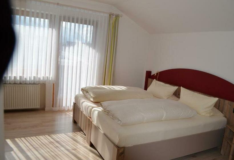 Comfort room with balcony, Alpchalet Schwanstein