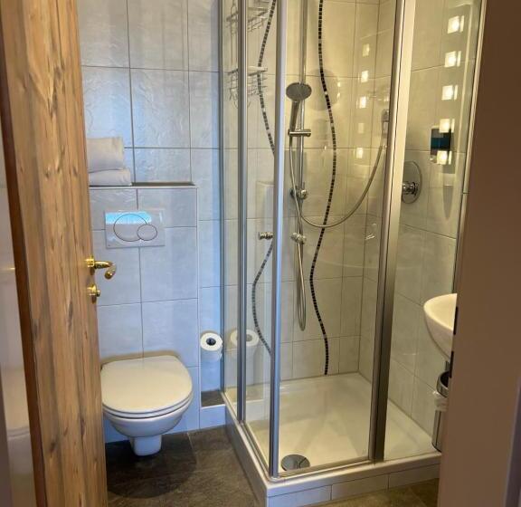 חדר משפחתי, Alpchalet Schwanstein