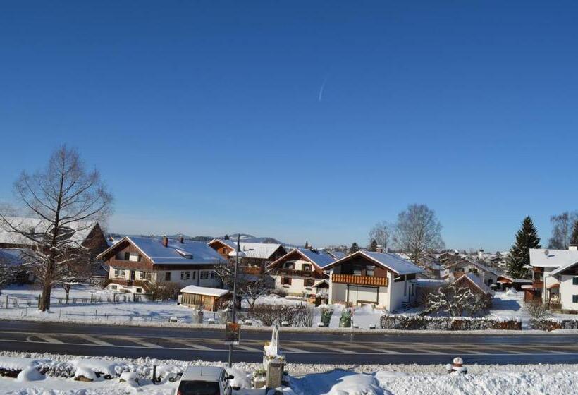 חדר אקונומי, Alpchalet Schwanstein