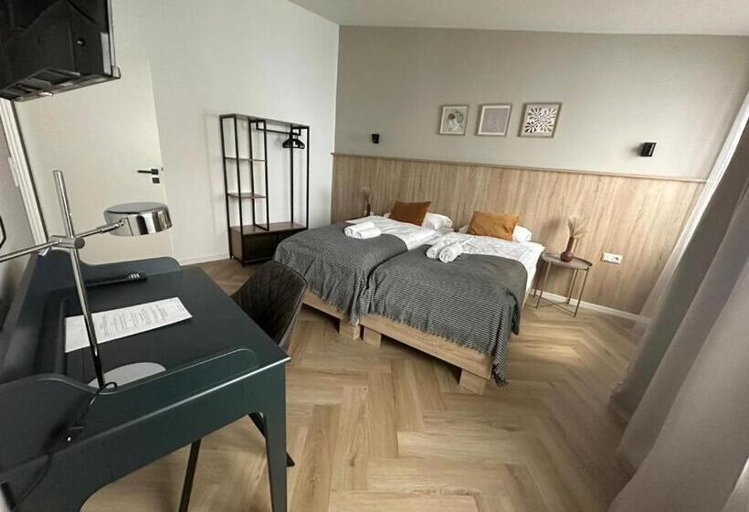 آپارتمان لوکس 1 خوابه, Aparthotel Lenau