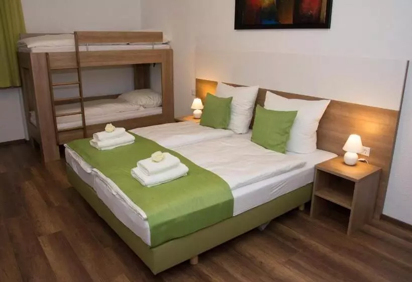 ファミリールーム, Bed & Breakfast Outlet