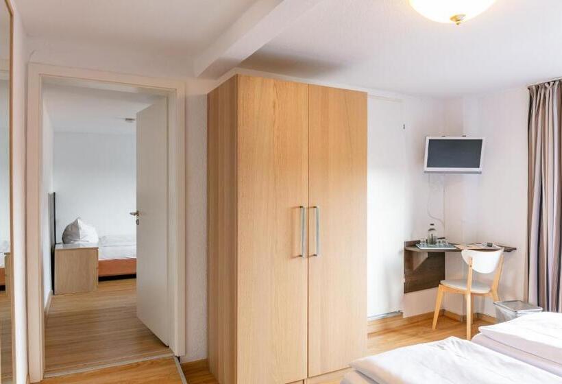 经济四人房间, Bethanien