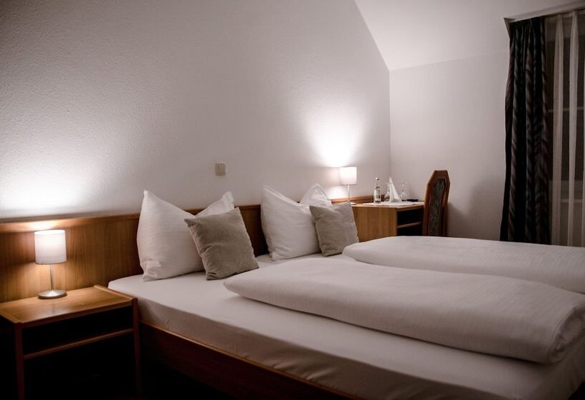 标准间, Blaue Traube